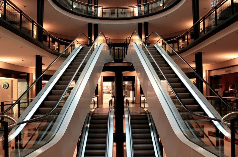 Image of escalators and stairs, , Shopping Center Guard in Southern Area, Allied Nationwide Security